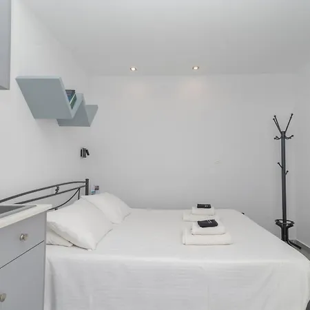 Milva Appartement *